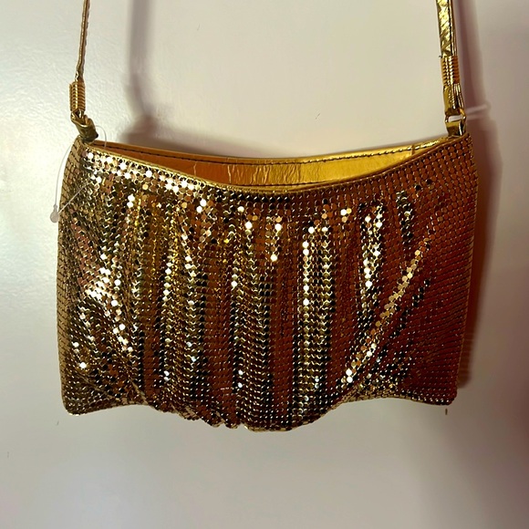 Whiting & Davis Handbags - Whiting and Davis International crossbody bag